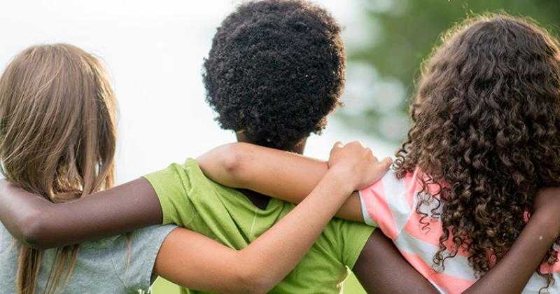 تعزيز التسامح لدى الأطفال.. خطوات بسيطة تصنع جيلاً أكثر وعيًا وسلامًا