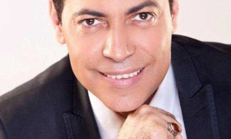 بكلمات مؤثرة.. الإعلامي محمد الغيطي ينعي رحيل الفنان لطفي لبيب